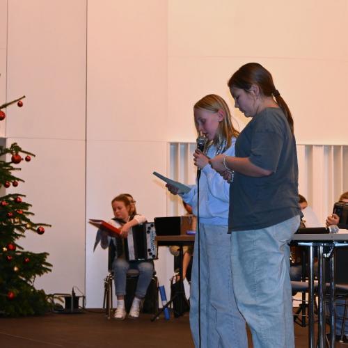 Adventfeier SMS 2 in der Arena 2025