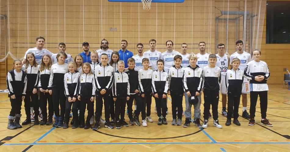 1S Basketball