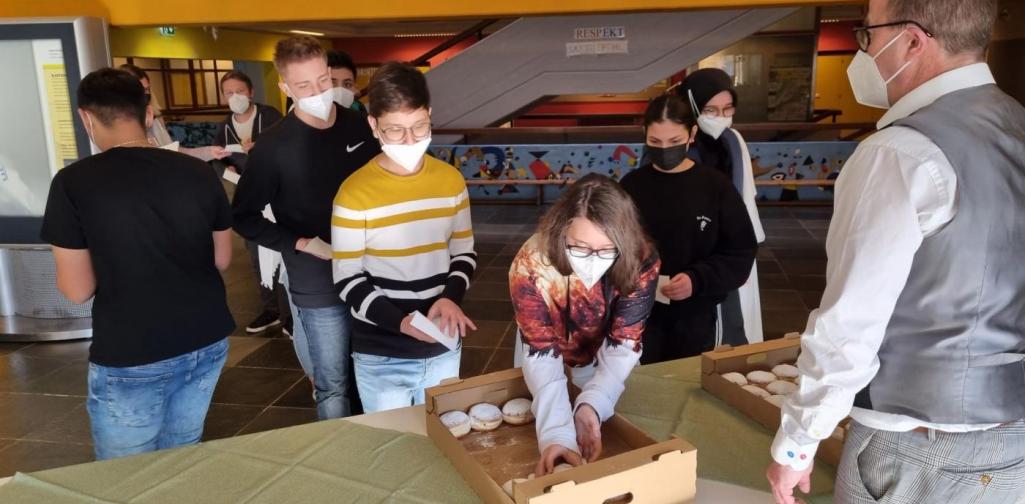 2022-03-01_Faschingskrapfen08 Faschingskrapfen für alle